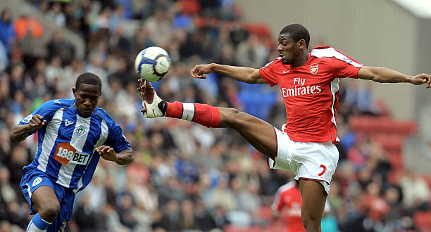 這名年輕人 這名年輕人